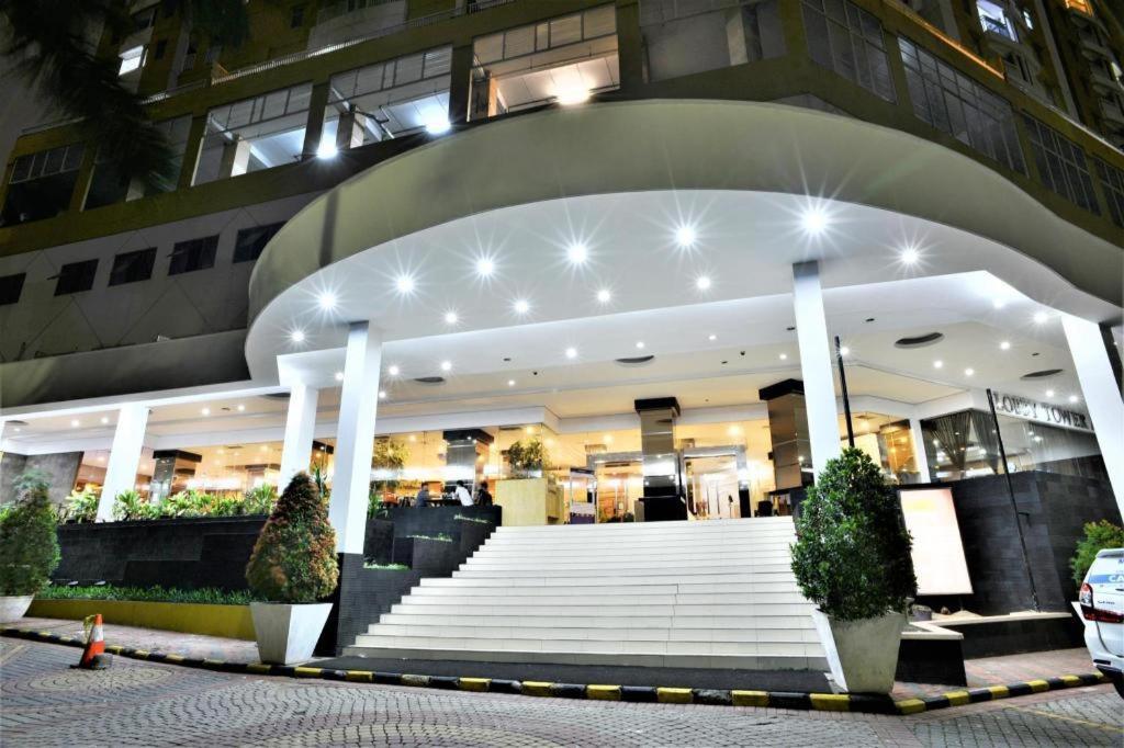 Great Western Hotel & Resort Serpong - Tangerang Exterior foto