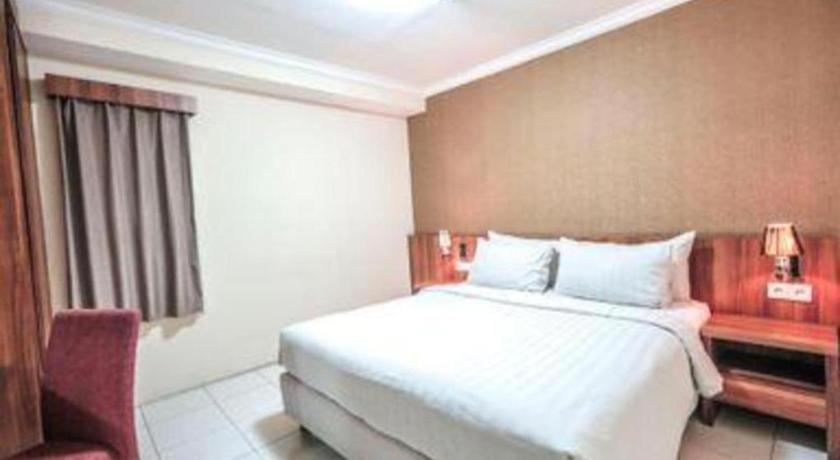 Great Western Hotel & Resort Serpong - Tangerang Exterior foto